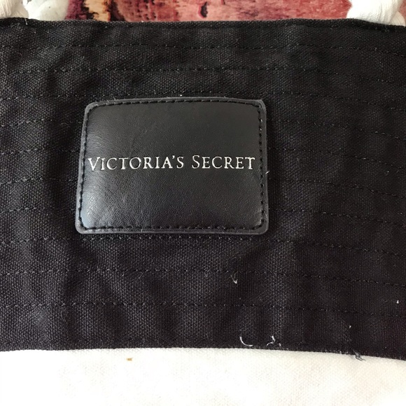 Victoria’s Secret large tote bag striped beach - Picture 2 of 8